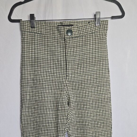 Zara Pants - Zara Dark Green and Cream Checkered/Plaid Cropped Pants